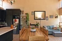  of property in Radiokop