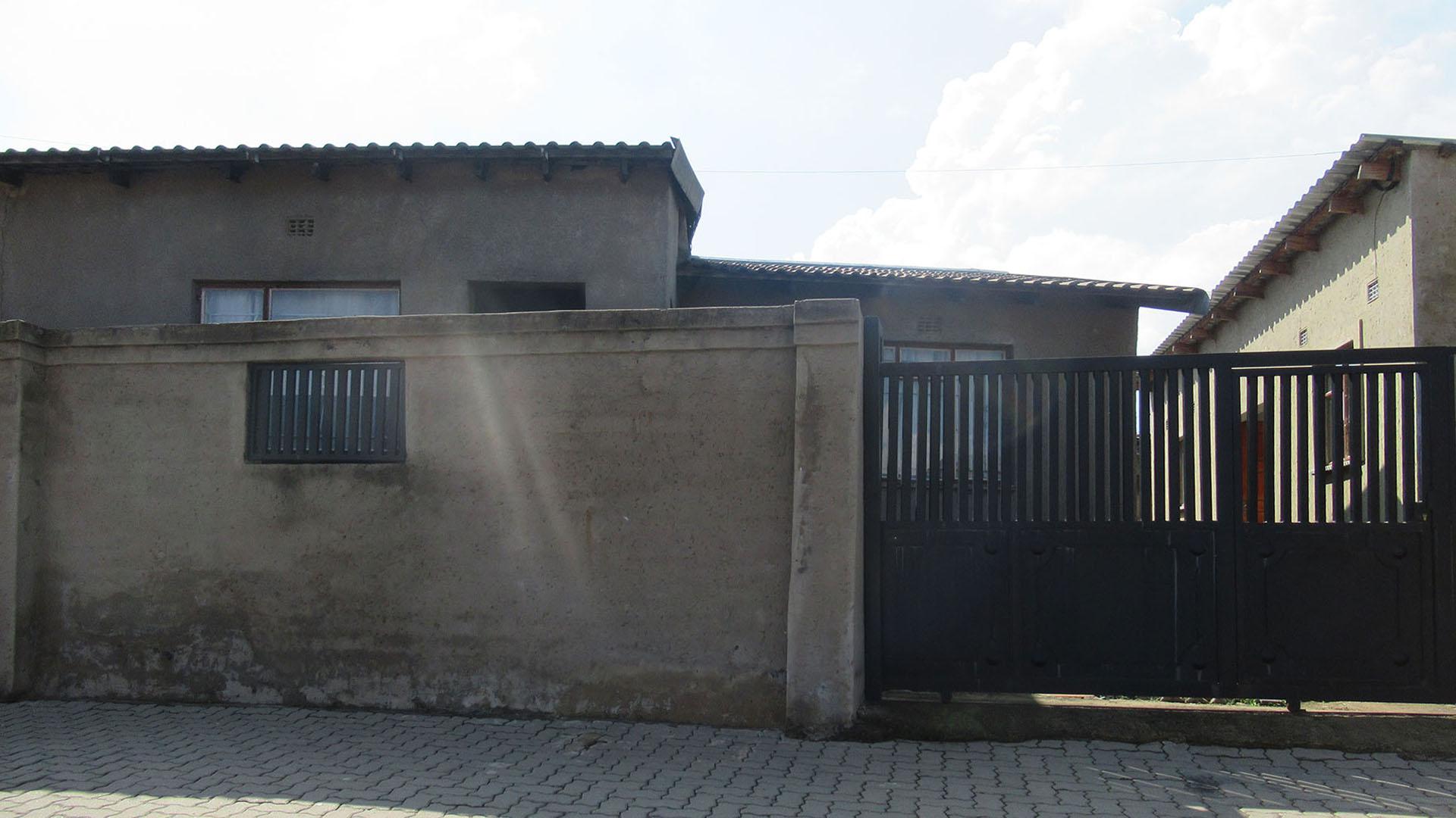 Front View of property in Diepkloof