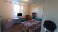 Bed Room 2 - 11 square meters of property in Parklands