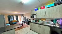 Kitchen of property in Heuweloord