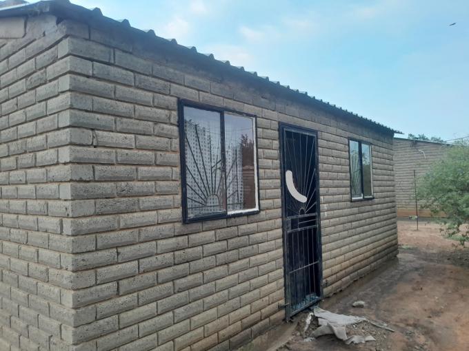 2 Bedroom House for Sale For Sale in Bloemfontein - MR675200