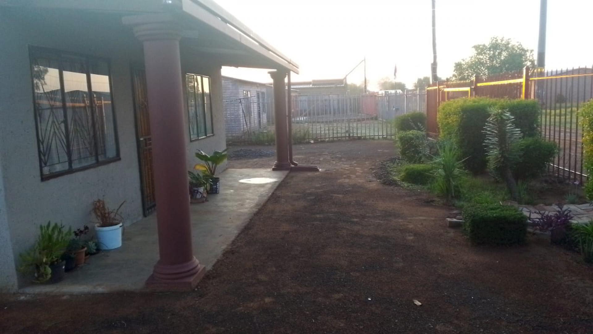  of property in Heidedal