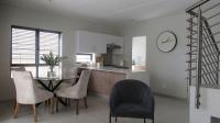 Lounges - 9 square meters of property in Broadacres