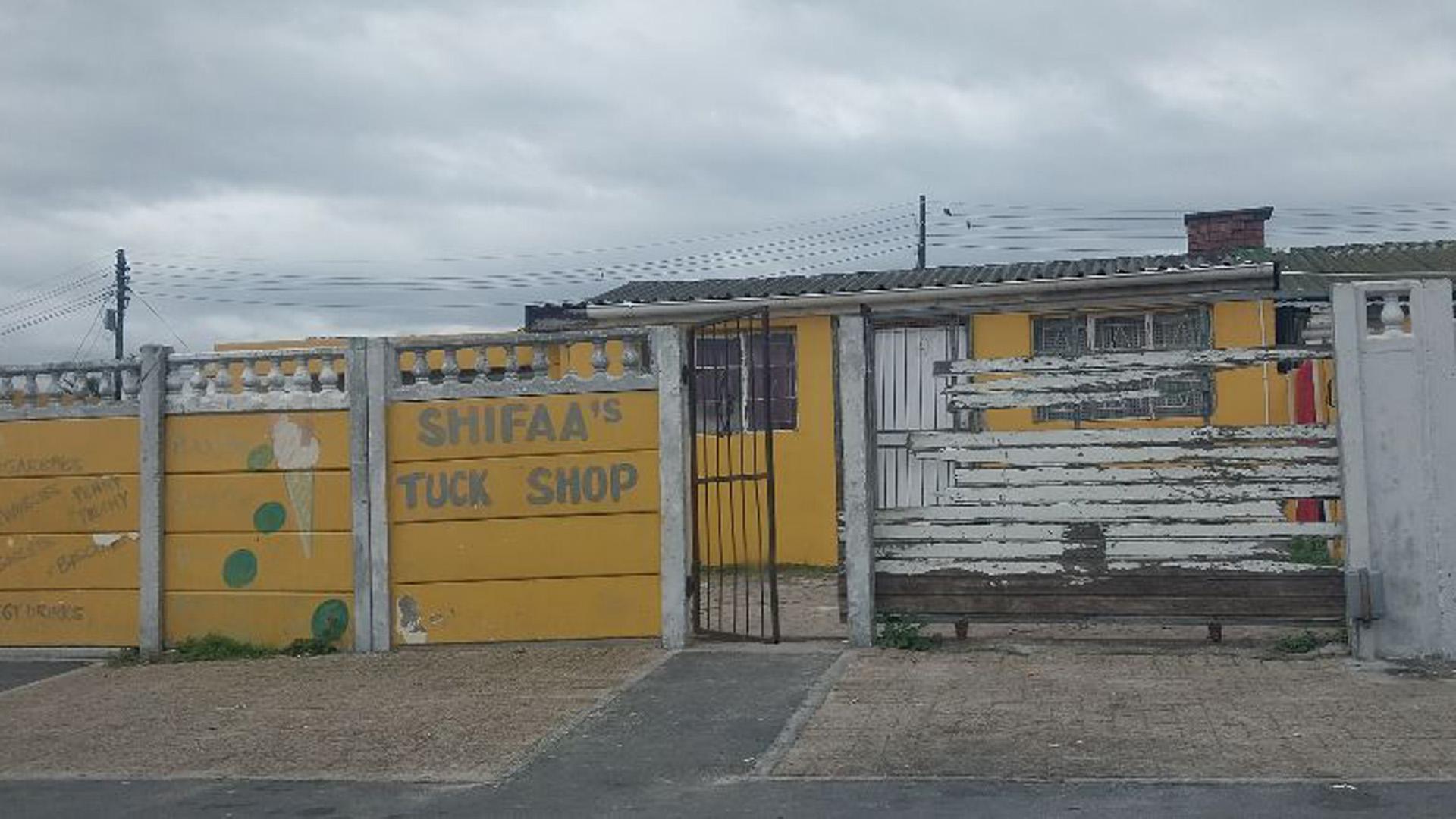 Front View of property in Manenberg
