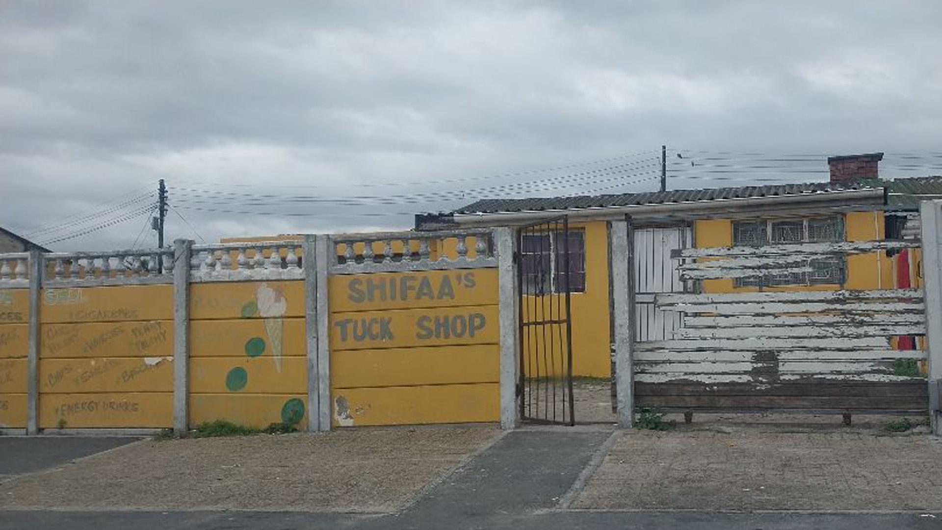 Front View of property in Manenberg