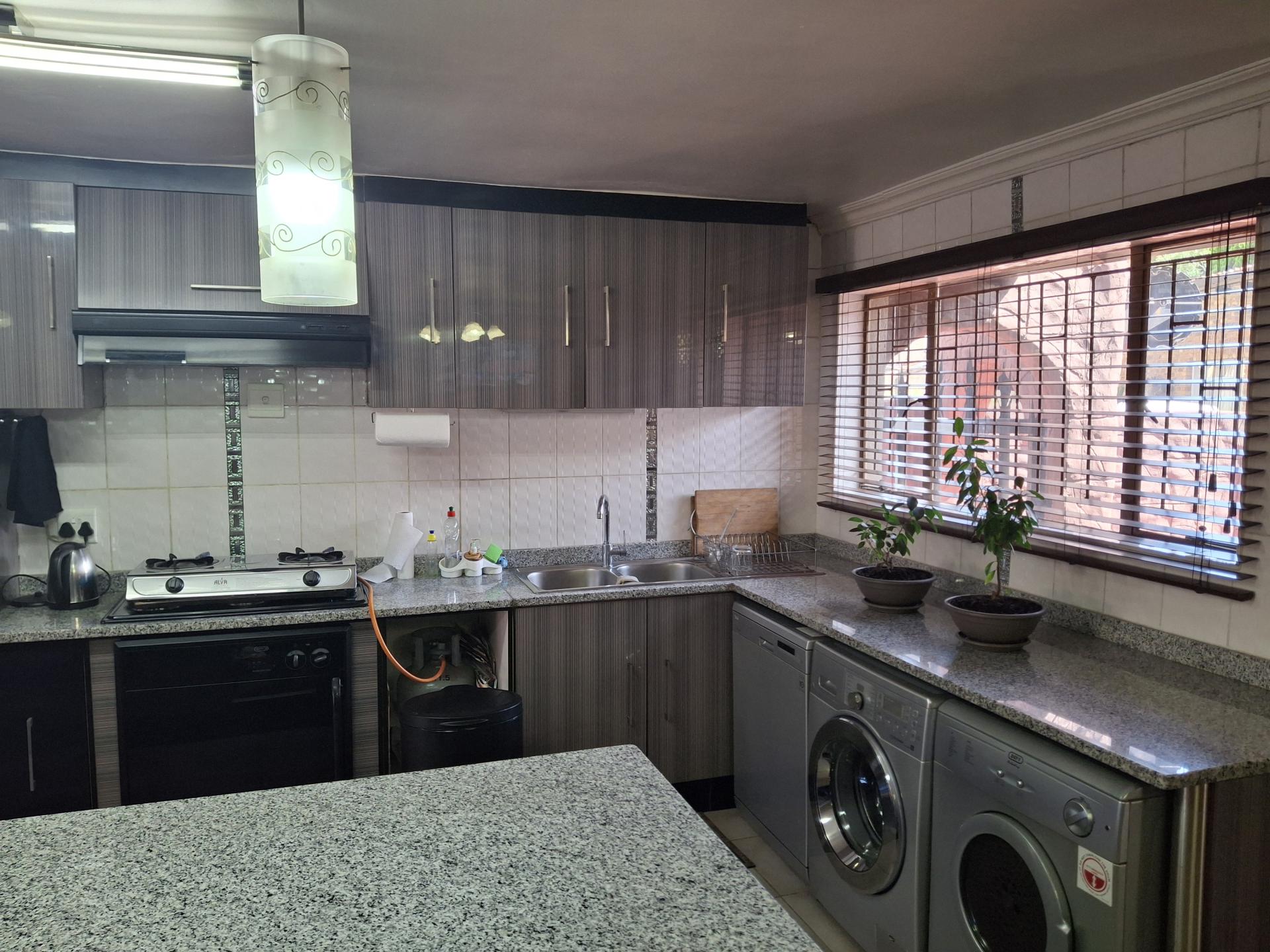 Kitchen of property in Elandspark
