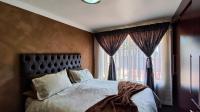 Main Bedroom - 15 square meters of property in Elandspark