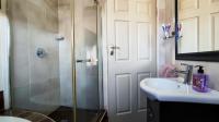 Main Bathroom - 5 square meters of property in Elandspark