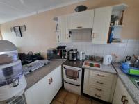  of property in Geelhoutpark