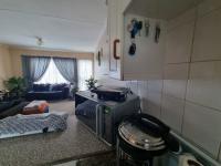 of property in Geelhoutpark
