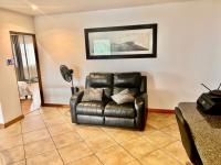  of property in Glenvista