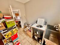  of property in Glenvista