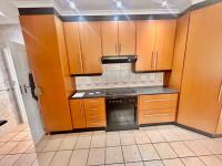  of property in Glenvista