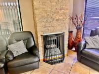  of property in Glenvista