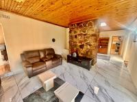  of property in Glenvista