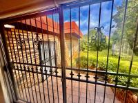  of property in Glenvista