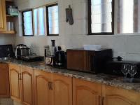  of property in Glenvista