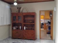  of property in Glenvista