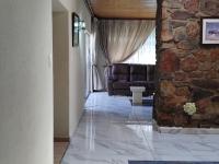  of property in Glenvista