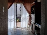  of property in Glenvista