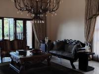  of property in Glenvista