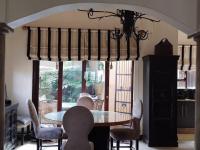  of property in Glenvista