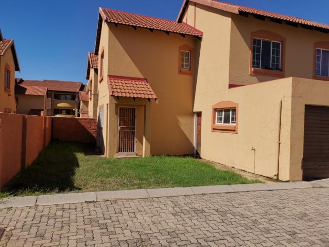 2 Bedroom Simplex to Rent in Bergsig - Heidelberg - Property to rent - MR675337