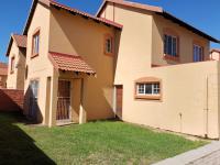 2 Bedroom 2 Bathroom Simplex to Rent for sale in Bergsig - Heidelberg