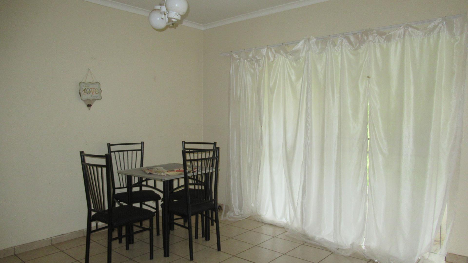 Dining Room - 16 square meters of property in Glenharvie