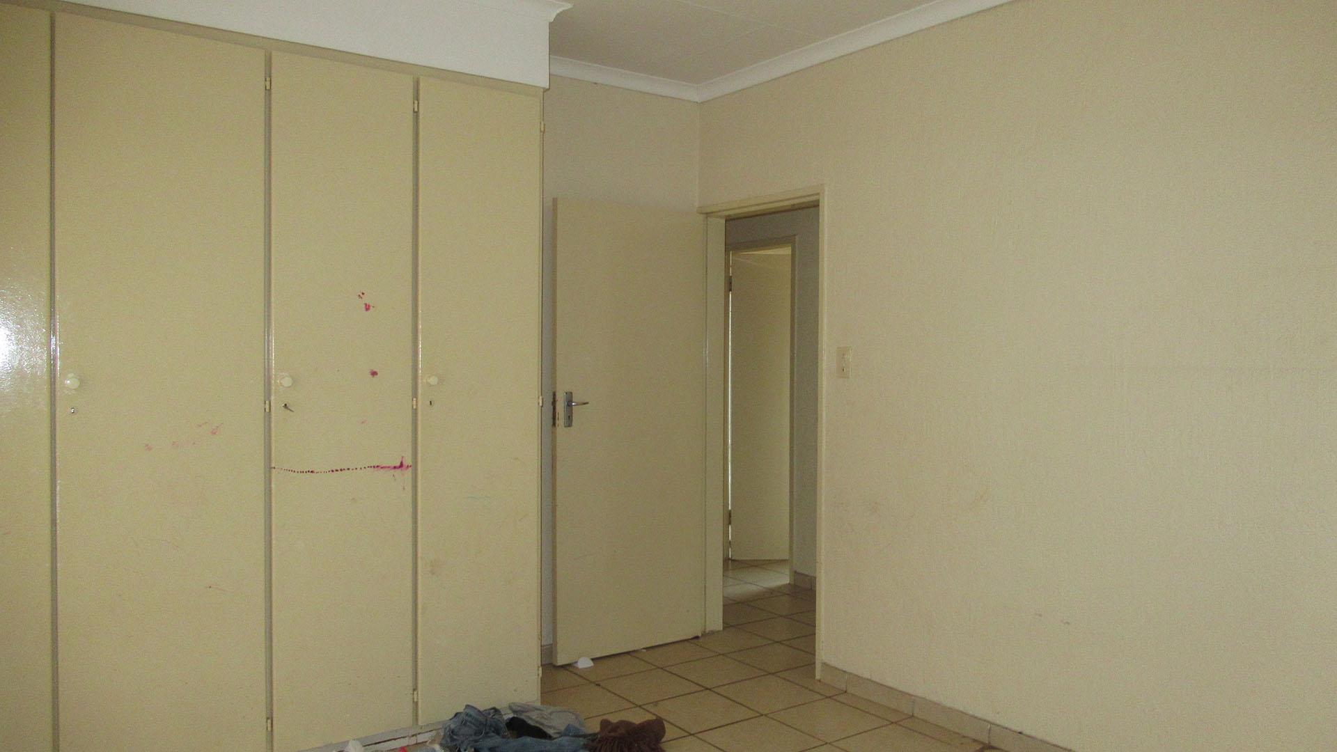 Bed Room 2 - 17 square meters of property in Glenharvie