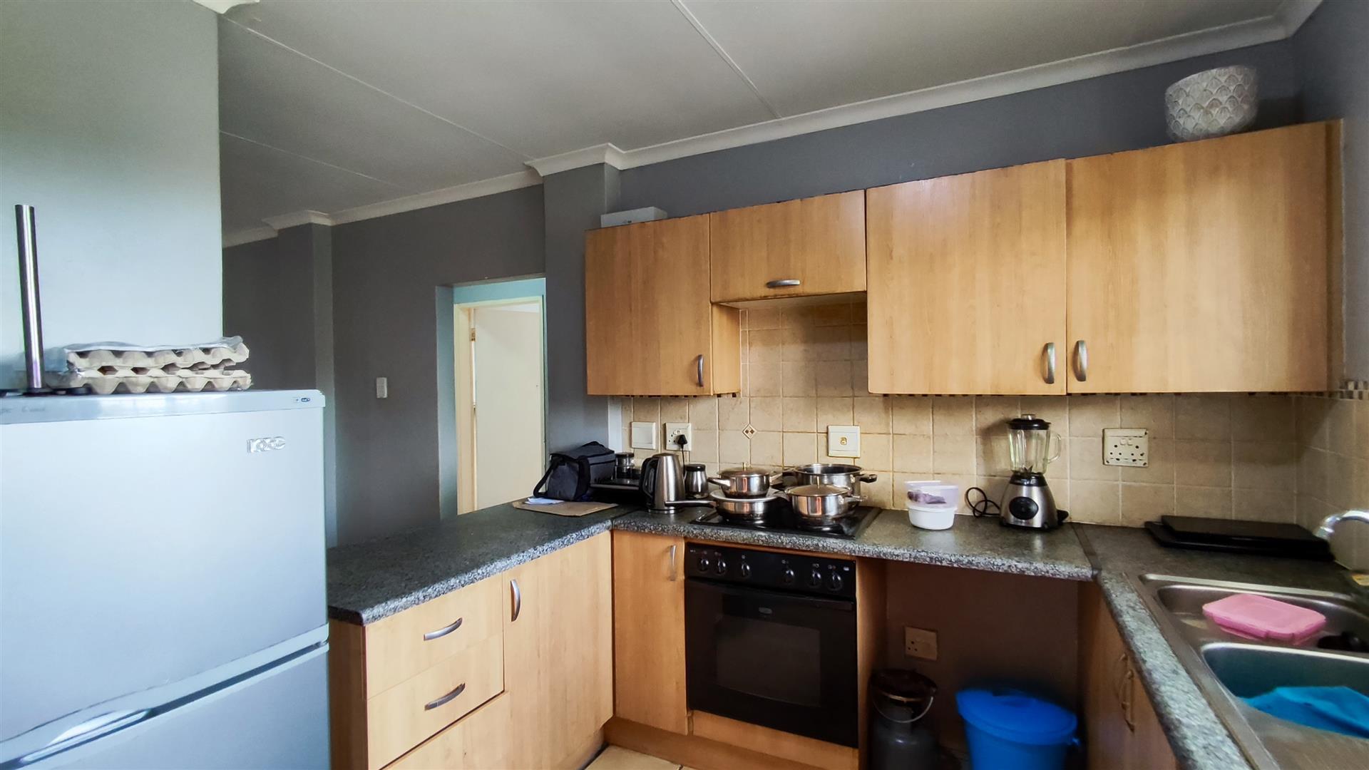 Kitchen - 15 square meters of property in Castleview