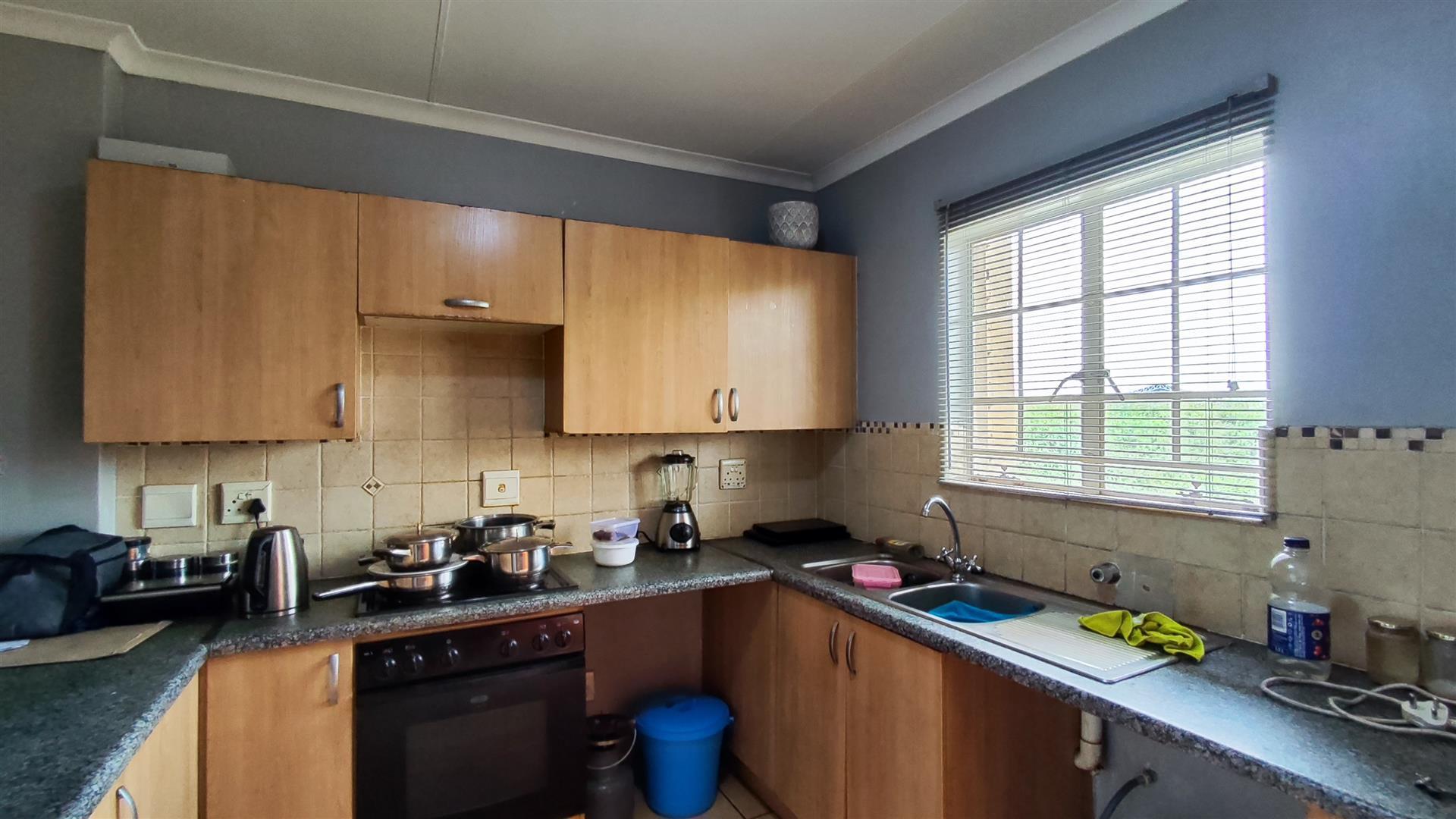 Kitchen - 15 square meters of property in Castleview