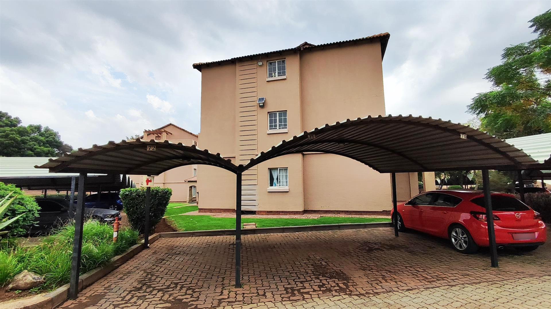 Front View of property in Castleview