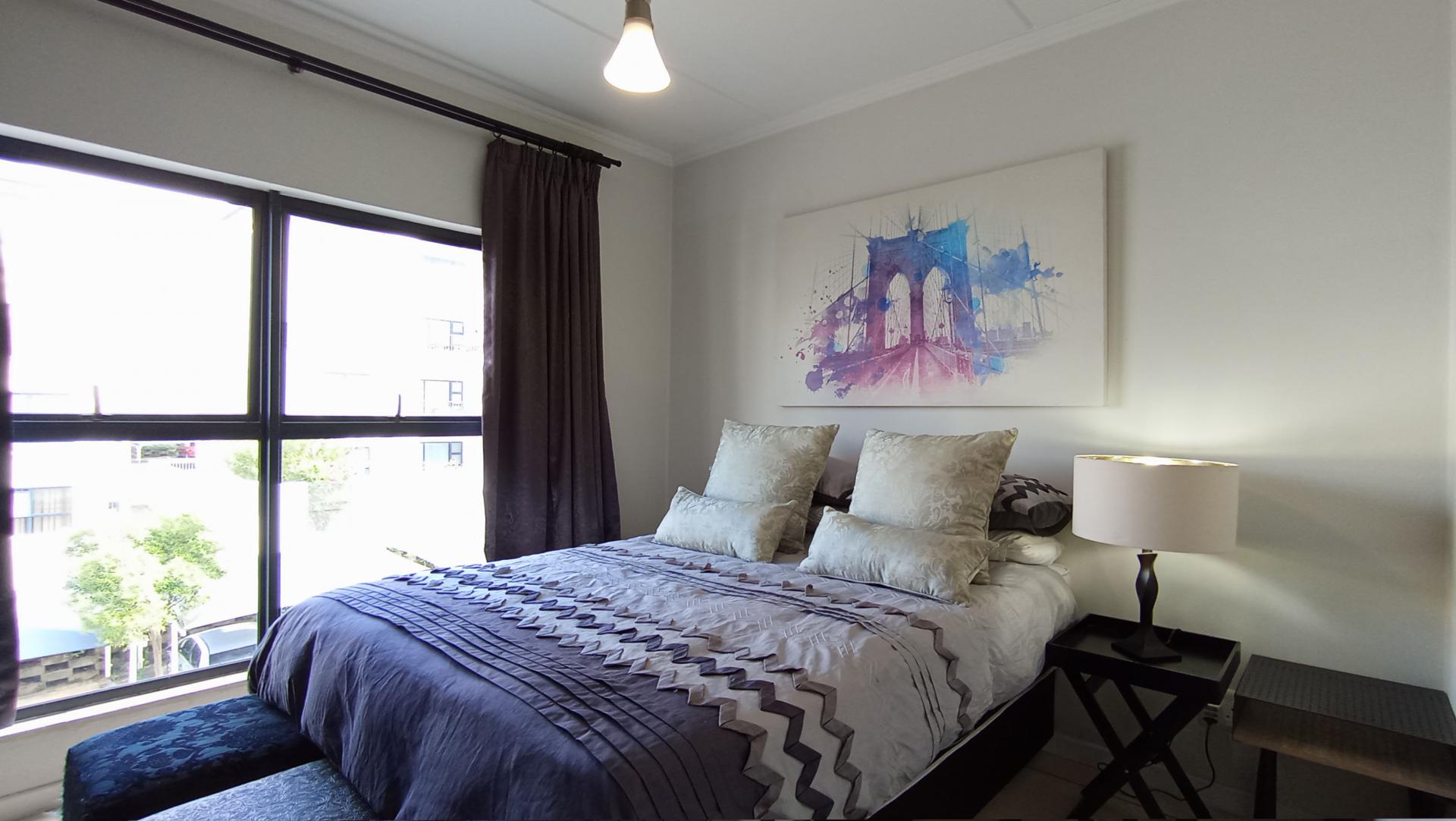 Bed Room 1 - 12 square meters of property in Greenstone Hill