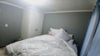 Bed Room 2 of property in Emalahleni (Witbank) 