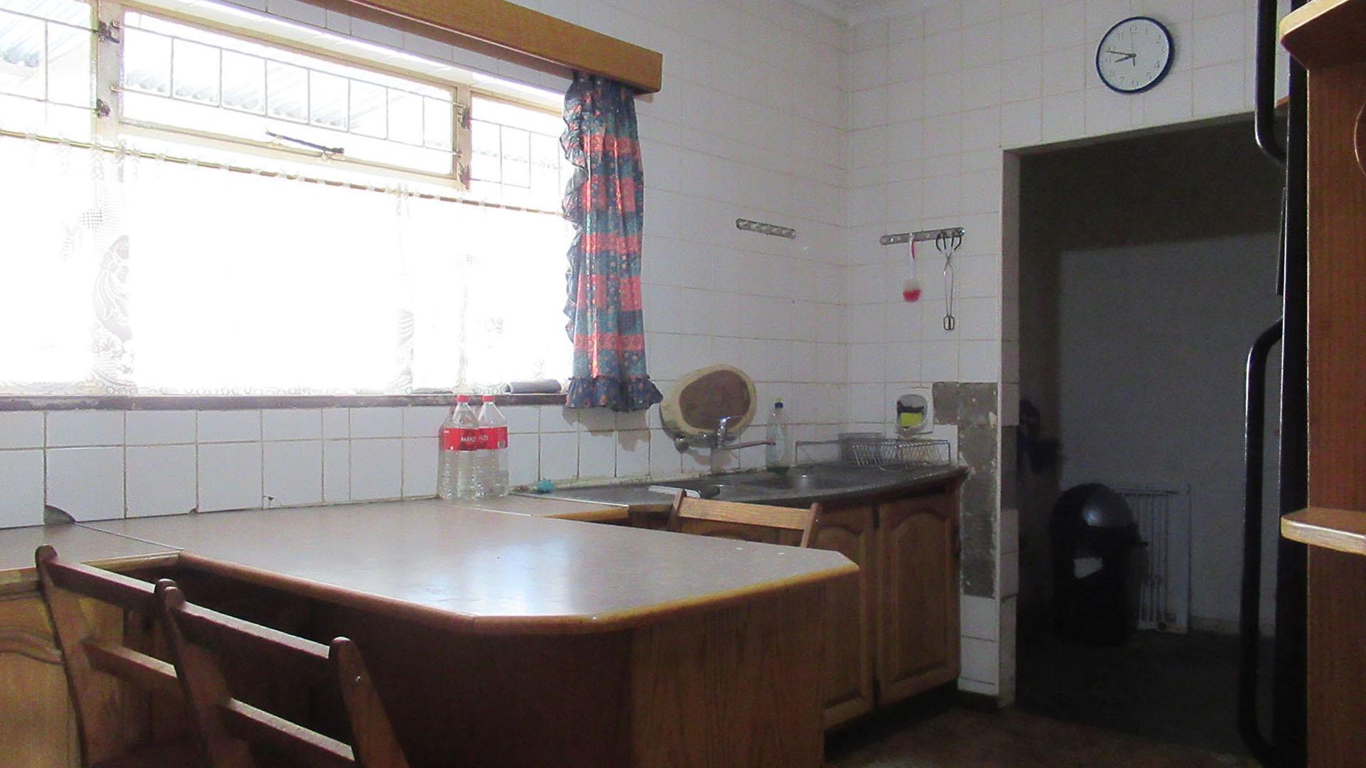 Kitchen - 17 square meters of property in Sasolburg