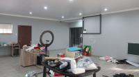 Lounges - 69 square meters of property in Sasolburg