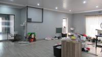 Lounges - 69 square meters of property in Sasolburg