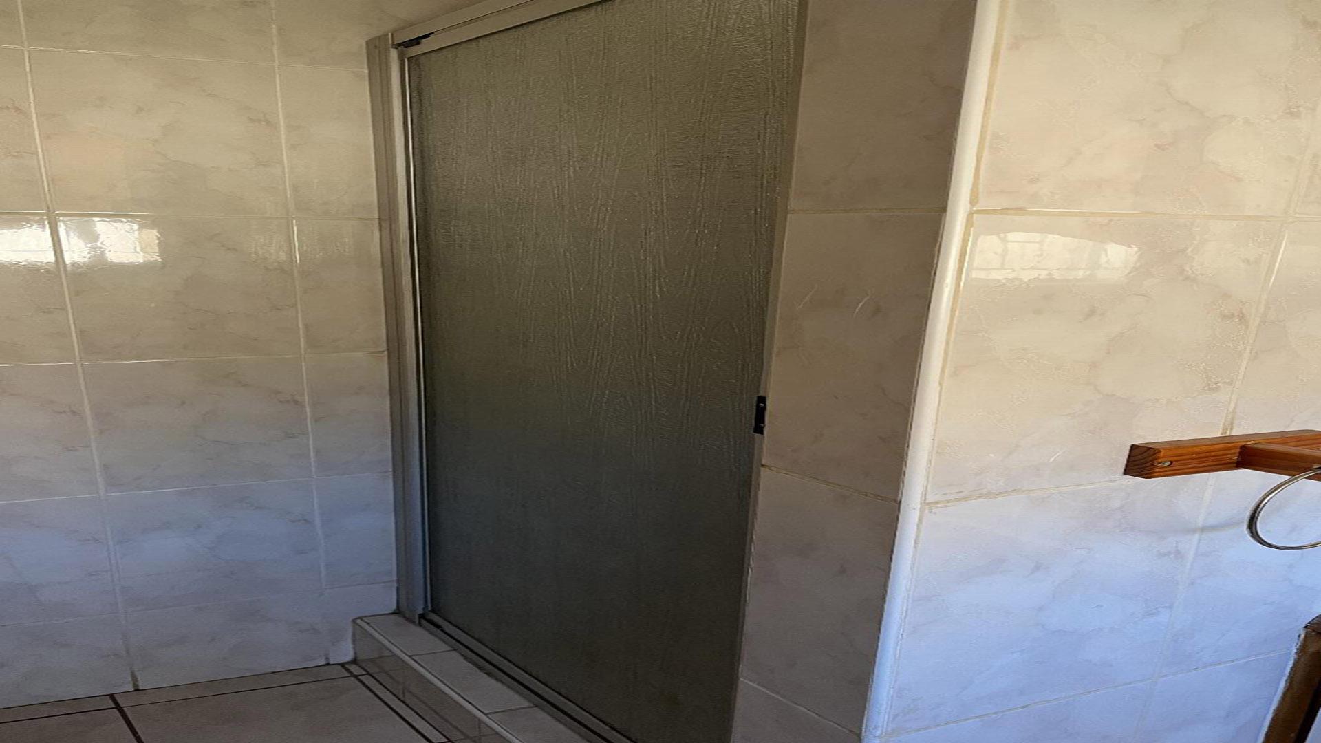 Bathroom 1 of property in Frankfort