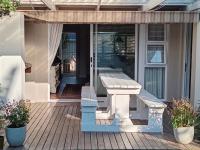  of property in Woodbridge Island