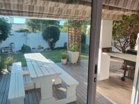  of property in Woodbridge Island
