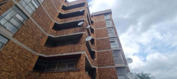 2 Bedroom Apartment for Sale For Sale in Pretoria North - MR675445