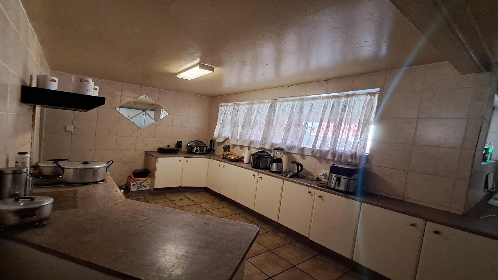 Kitchen of property in Sasolburg
