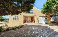 2 Bedroom 2 Bathroom House for Sale for sale in Stilbaai (Still Bay)
