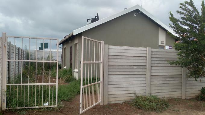 2 Bedroom House for Sale and to Rent For Sale in Palm Ridge - MR675449
