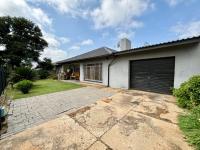 4 Bedroom 2 Bathroom House for Sale for sale in Tulisa Park
