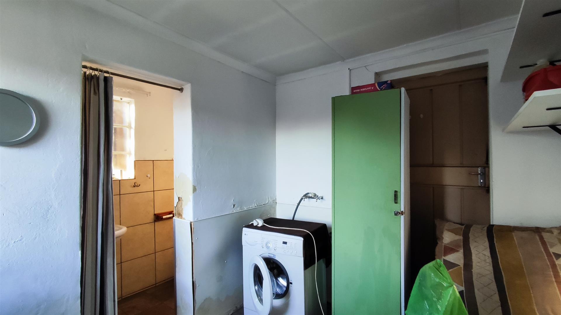 Staff Room - 15 square meters of property in Dalview