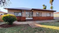 Front View of property in Dalview