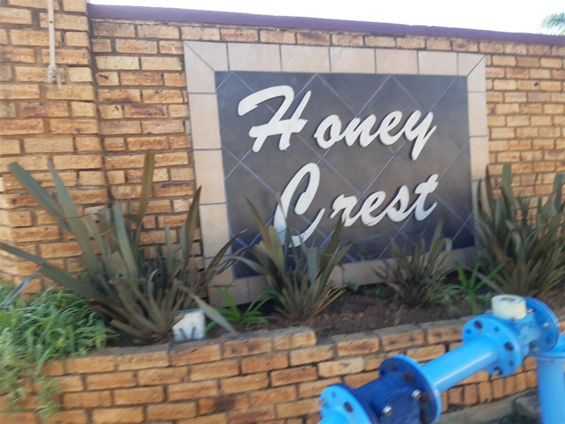 Front View of property in Honey Park