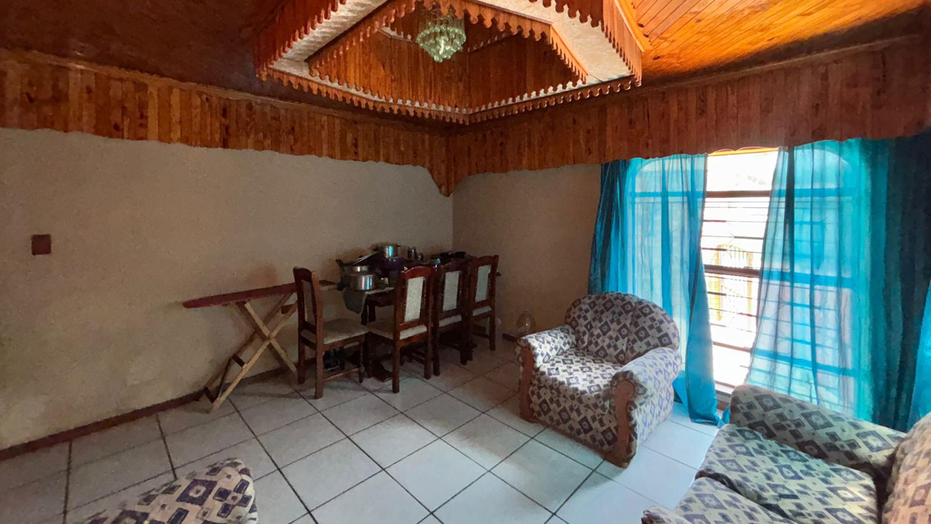 Dining Room of property in Parys